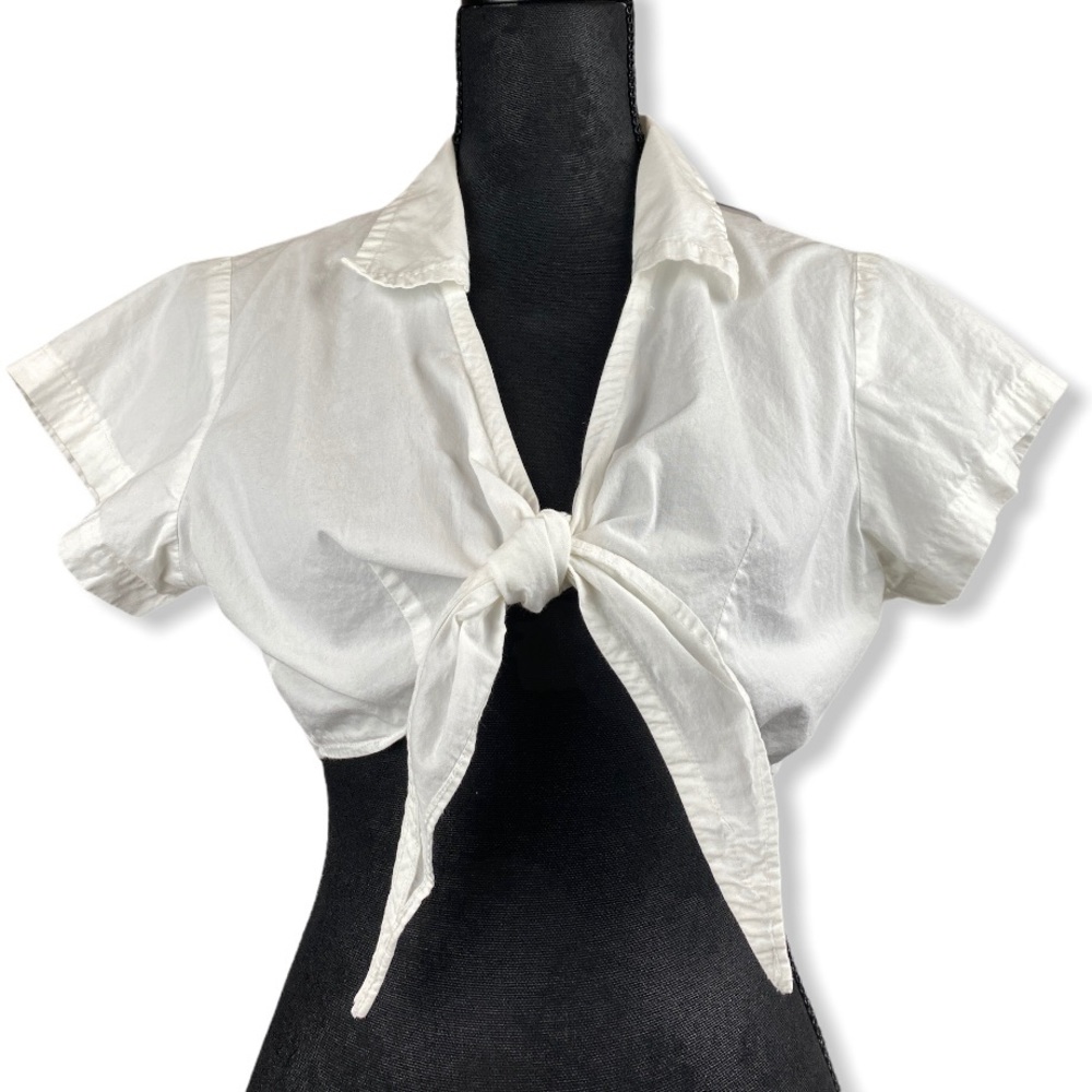 White Collar Tie-Knot Crop Top